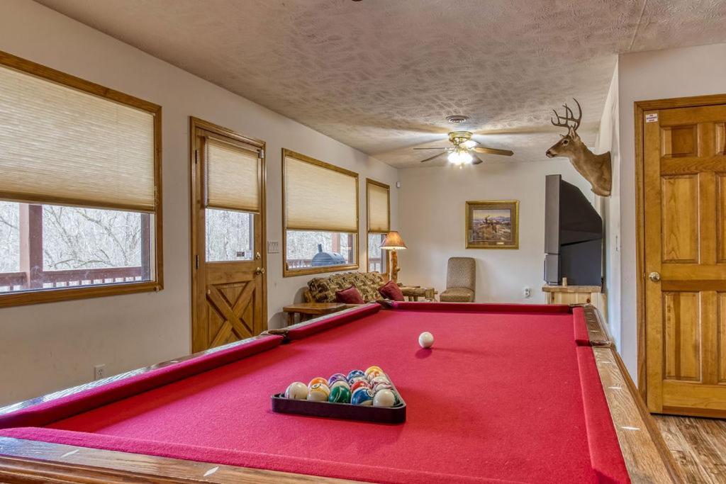 The Nuthouse Ii, Pool Table, Wifi, 1089 Free Tickets Each Paid Day, Dollywood And More Sevierville Esterno foto
